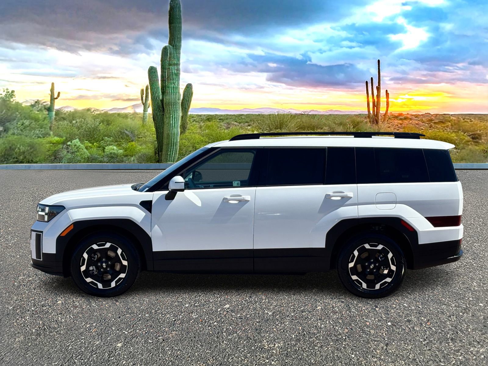 Used 2025 Hyundai Santa Fe SEL image 3