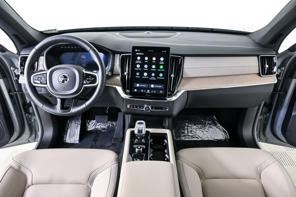 Certified 2026 Volvo XC90 B6 Plus w/ Protection Package Premier image 20