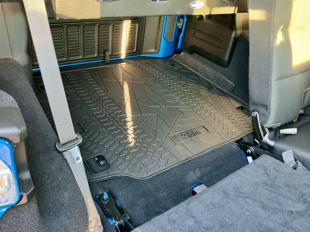 Used 2022 Jeep Wrangler Unlimited Willys image 27