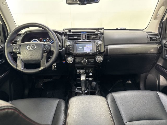 Used 2018 Toyota 4Runner TRD Off-Road Premium AWD/4WD image 23