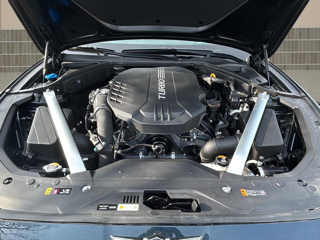 Used 2023 Genesis G70 3.3T w/ Sport Prestige Package image 12