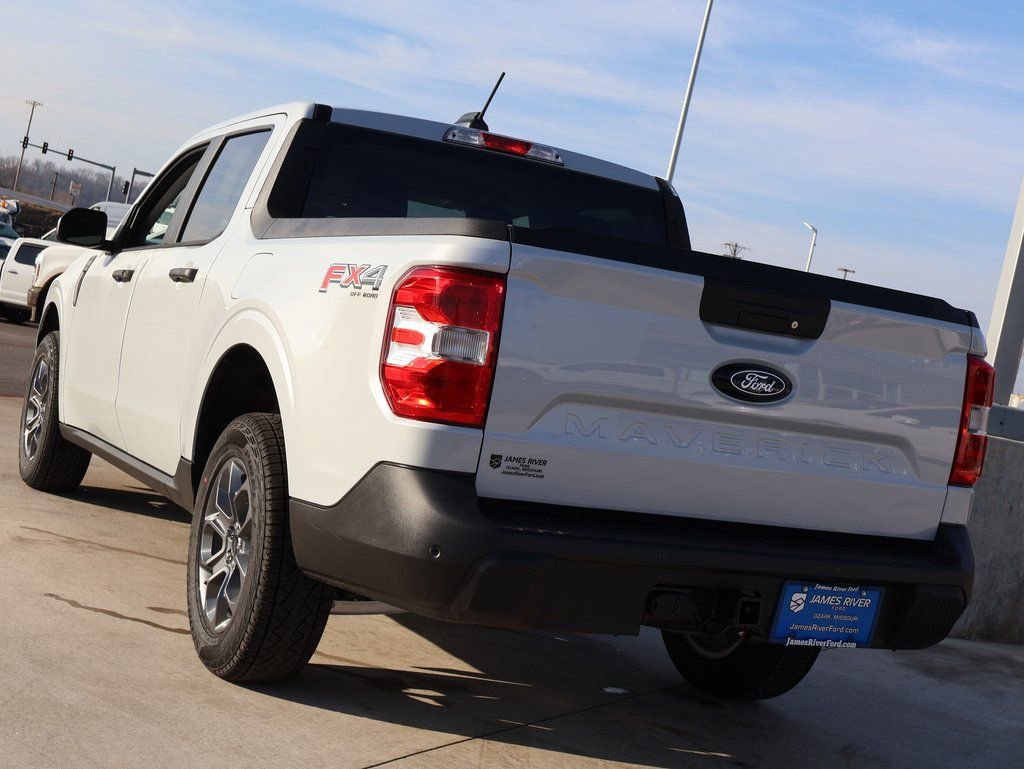 New 2026 Ford Maverick XLT w/ XLT Luxury Package image 3