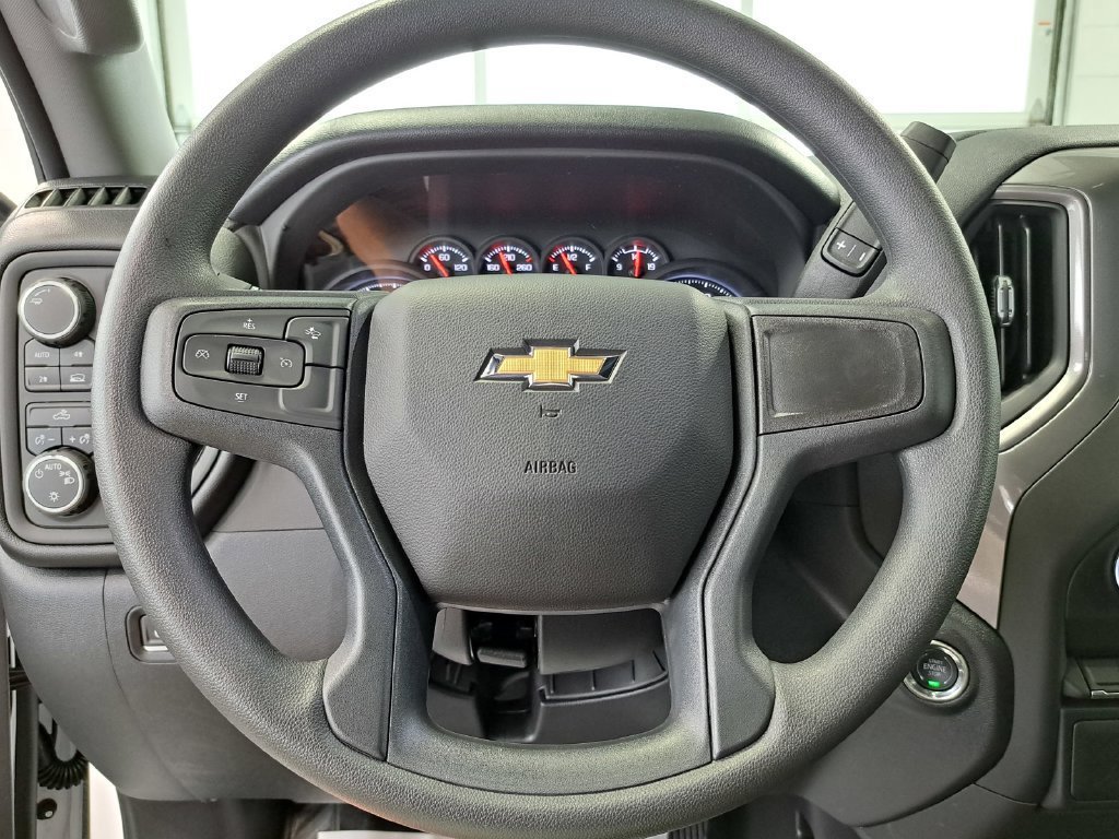 New 2026 Chevrolet Silverado 1500 Custom w/ Turbomax Blackout Package AWD/4WD image 9