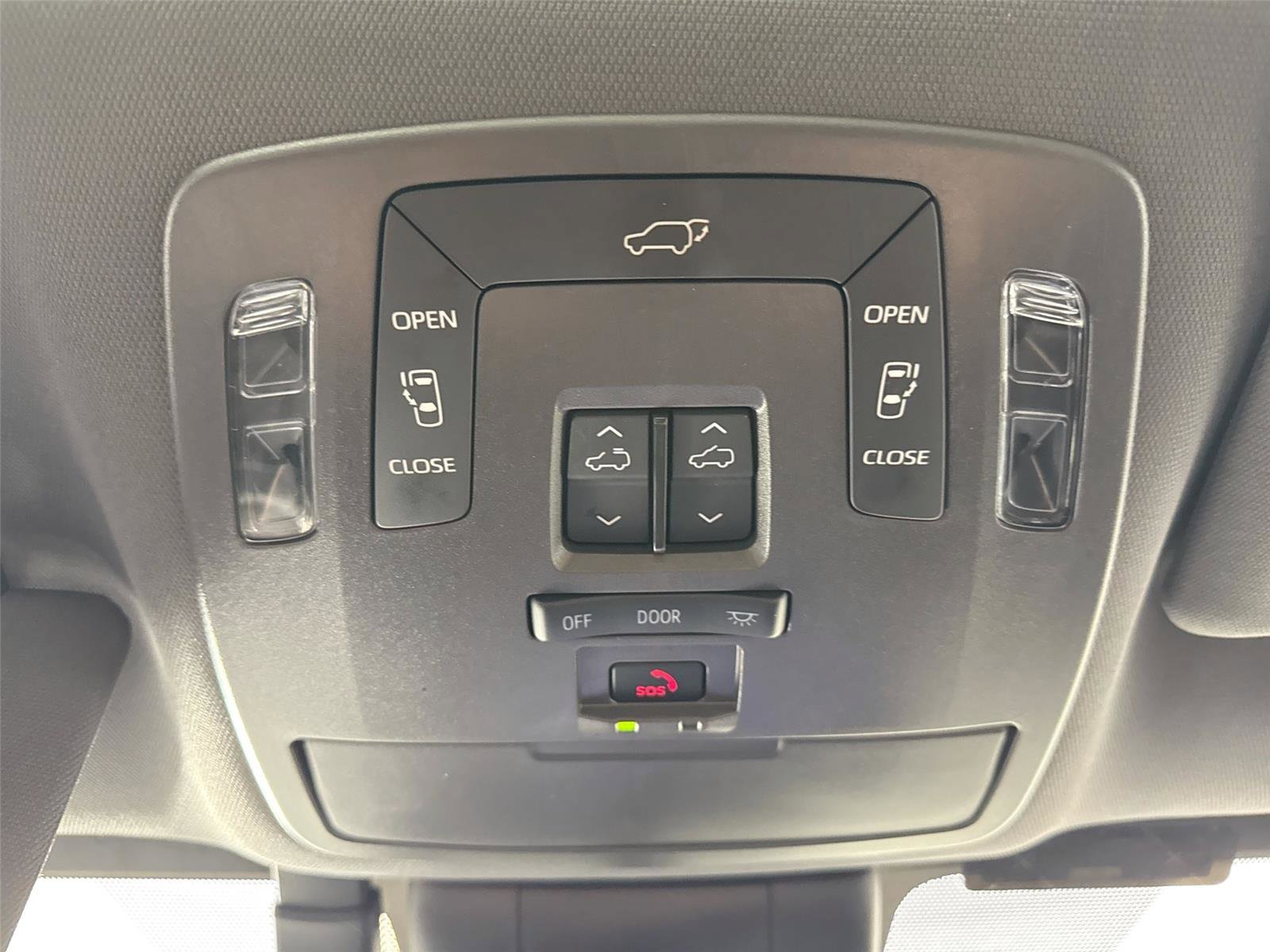 Certified 2022 Toyota Sienna XSE image 23
