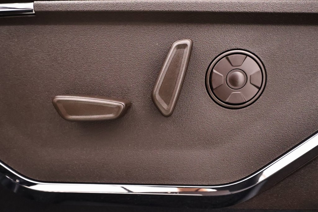 New 2026 Ford F350 King Ranch w/ Chrome Package image 12