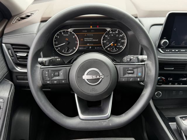Used 2023 Nissan Rogue SV image 13