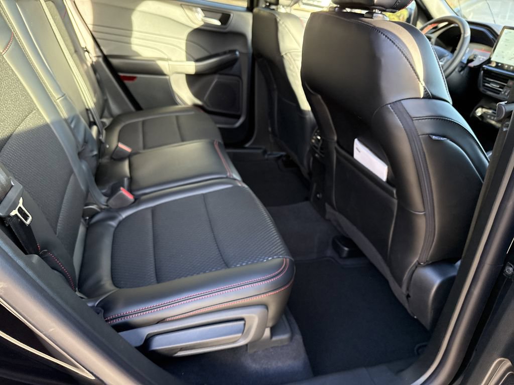 New 2026 Ford Escape ST-Line w/ Tech Pack #1 FWD image 15