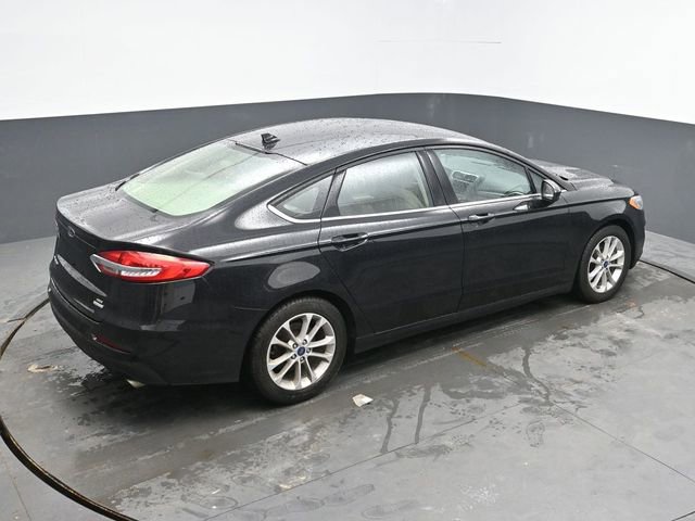 Used 2019 Ford Fusion SE image 29