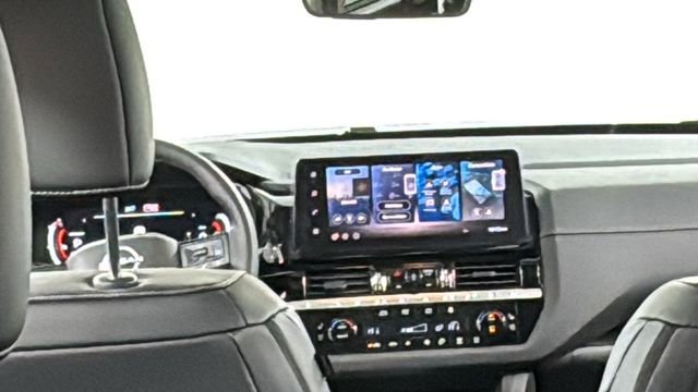 New 2026 Nissan Pathfinder Platinum image 18