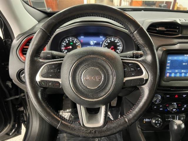 Used 2019 Jeep Renegade Trailhawk w/ Cold Weather Group II AWD/4WD image 12