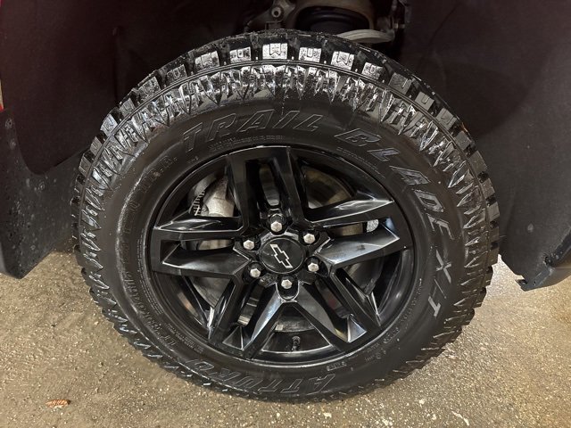 Used 2020 Chevrolet Silverado 1500 Custom Trail Boss w/ Custom Convenience Package image 9