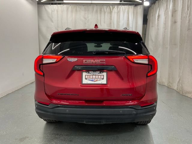 Used 2024 GMC Terrain SLT w/ Elevation Edition AWD/4WD image 6