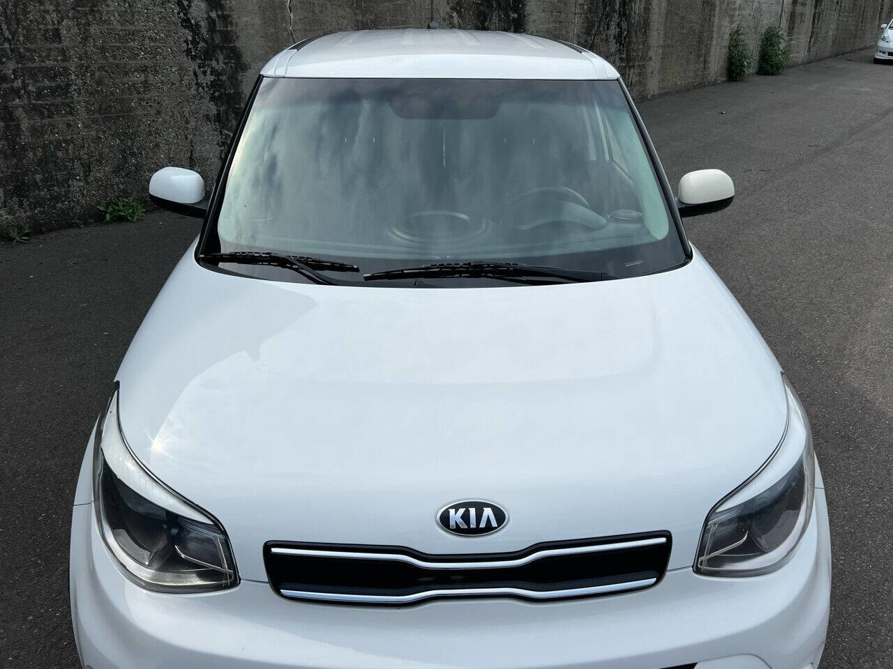Used 2018 Kia Soul + image 11