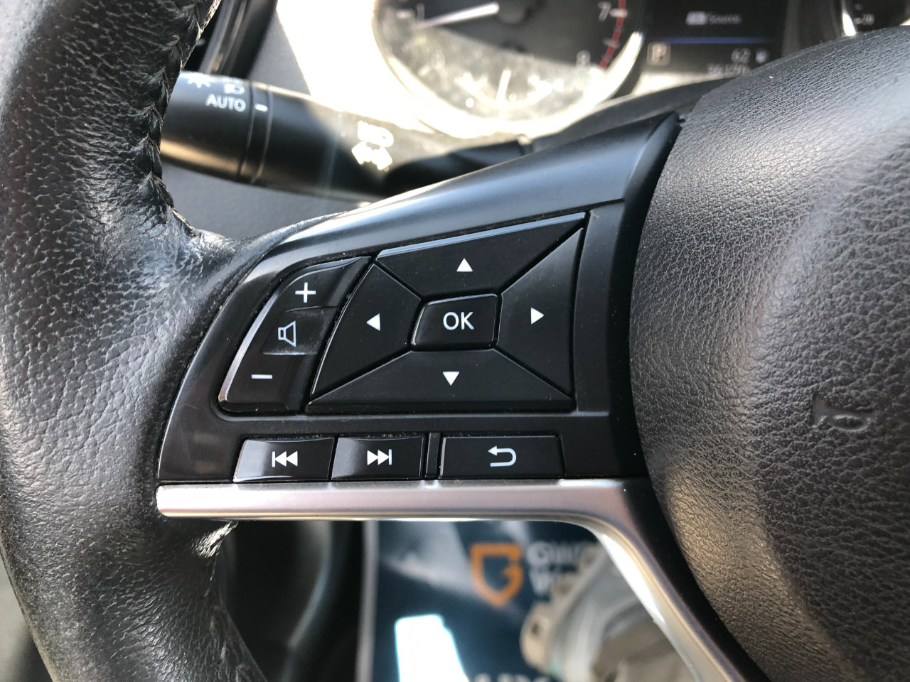 Used 2019 Nissan Rogue SV image 13