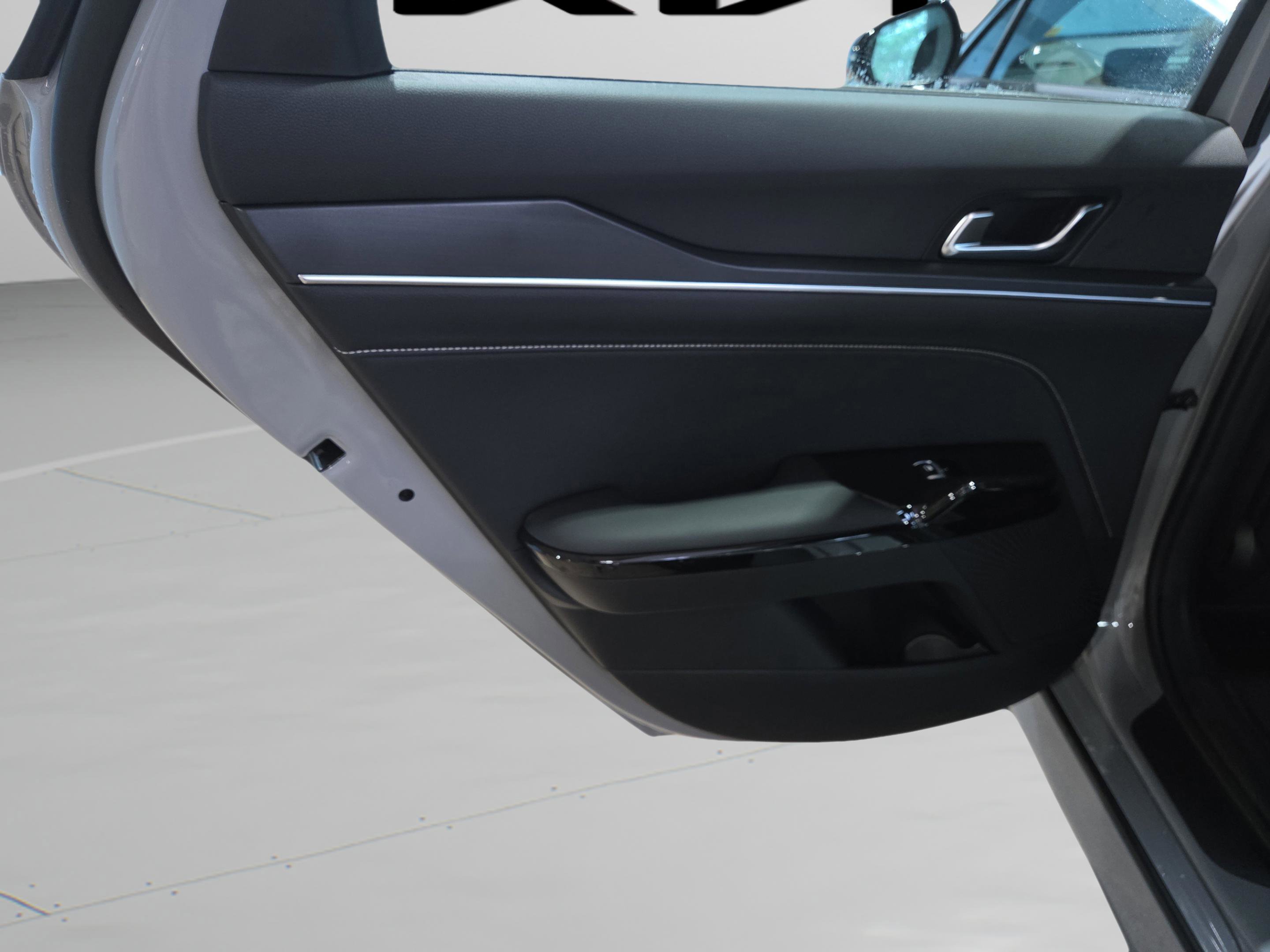 Used 2026 Kia K5 GT-Line image 29