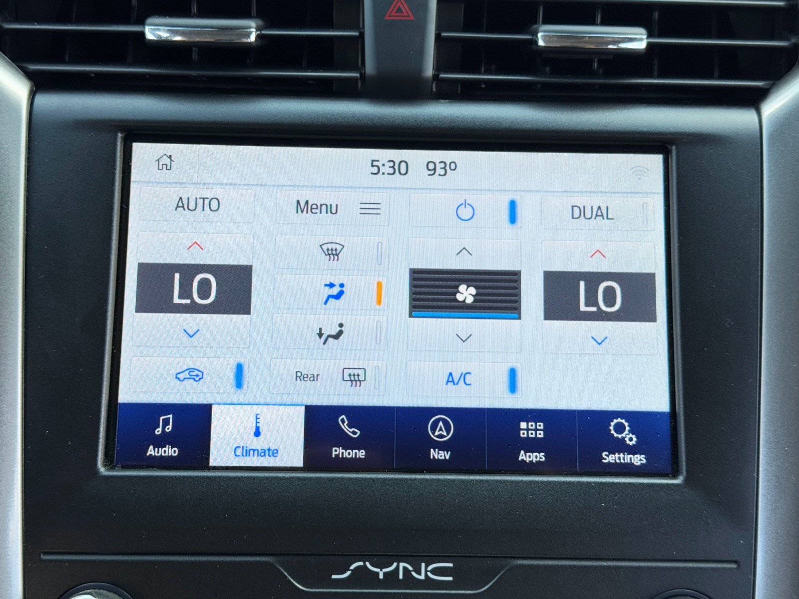 Used 2019 Ford Fusion SE image 24
