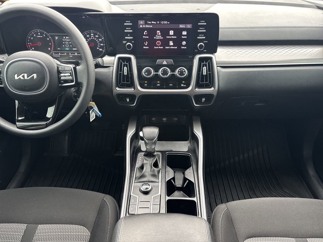 Used 2023 Kia Sorento LX FWD image 14