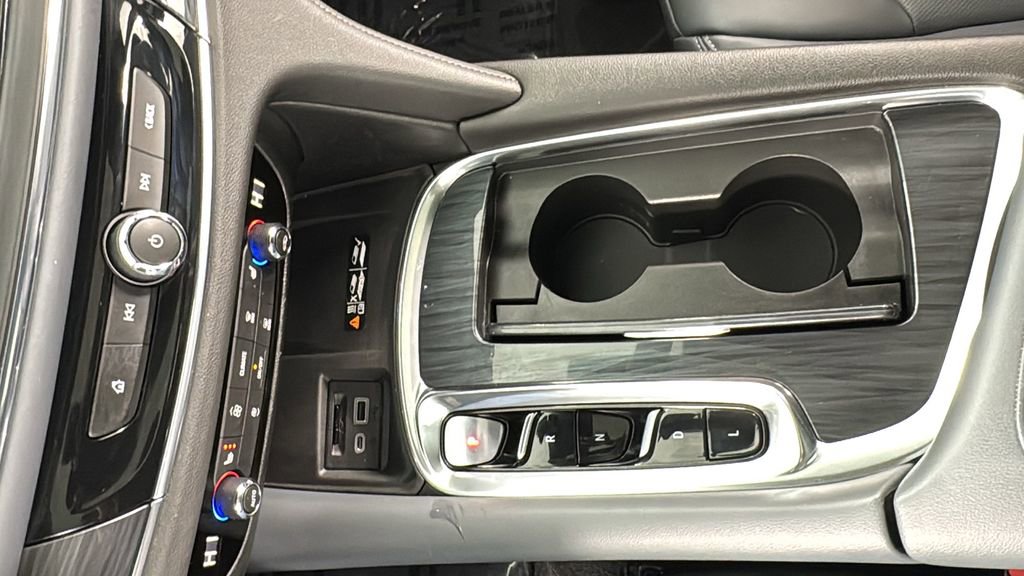 Used 2023 Buick Enclave Essence w/ Experience Buick Package image 33