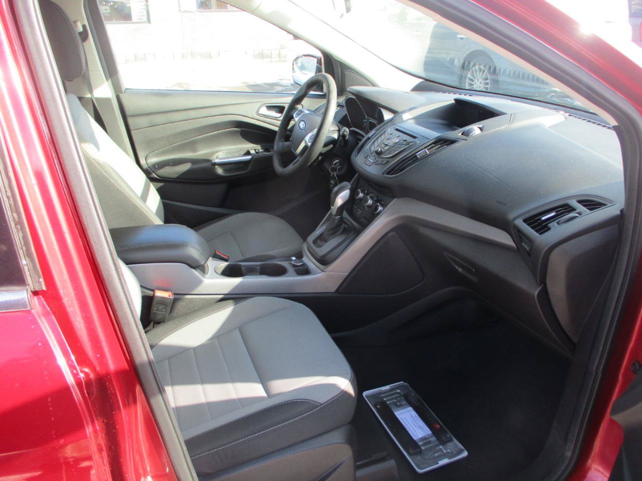 Used 2014 Ford Escape SE FWD image 8