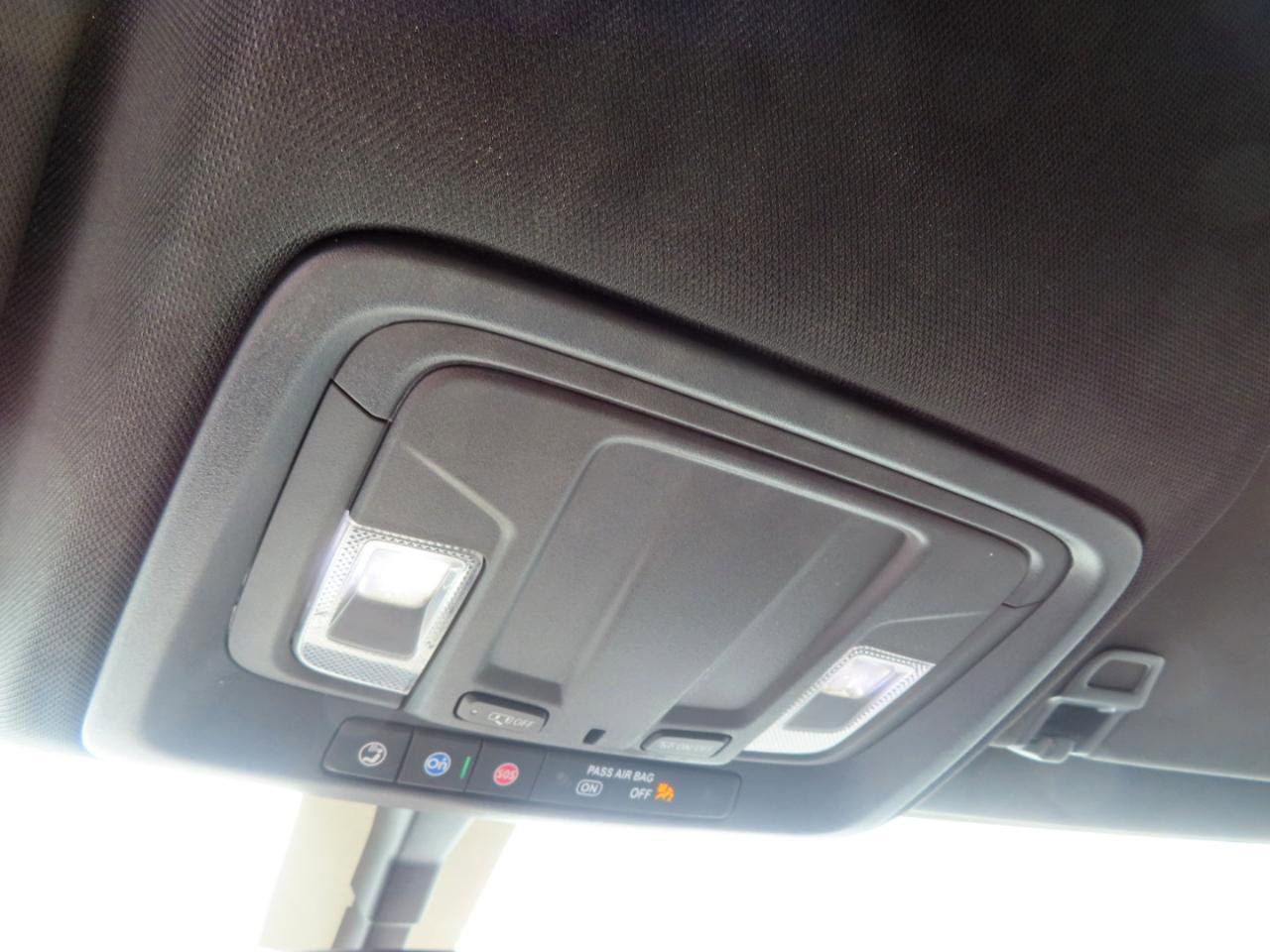 Used 2022 GMC Sierra 2500 AT4 w/ Gooseneck/5TH Wheel Package AWD/4WD image 43