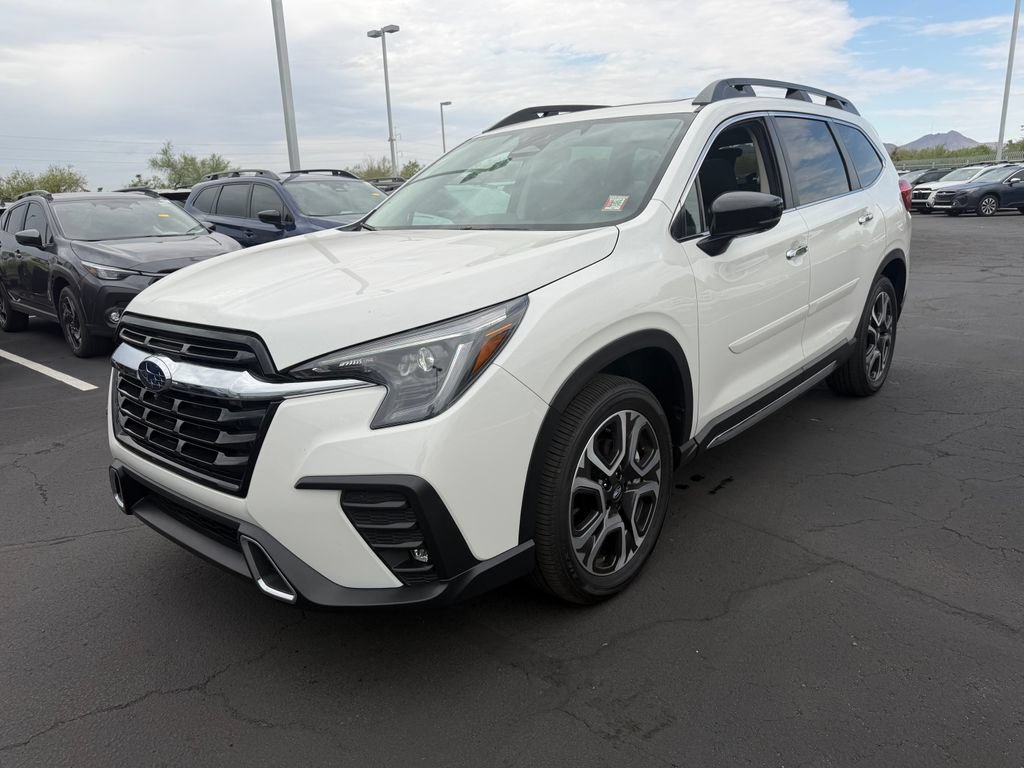 Used 2025 Subaru Ascent Touring w/ Popular Package #2 AWD/4WD image 3