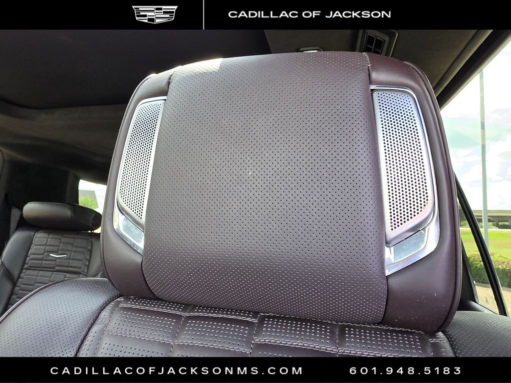 Used 2024 Cadillac Escalade ESV Sport Platinum w/ LPO, ONYX Package AWD/4WD image 19