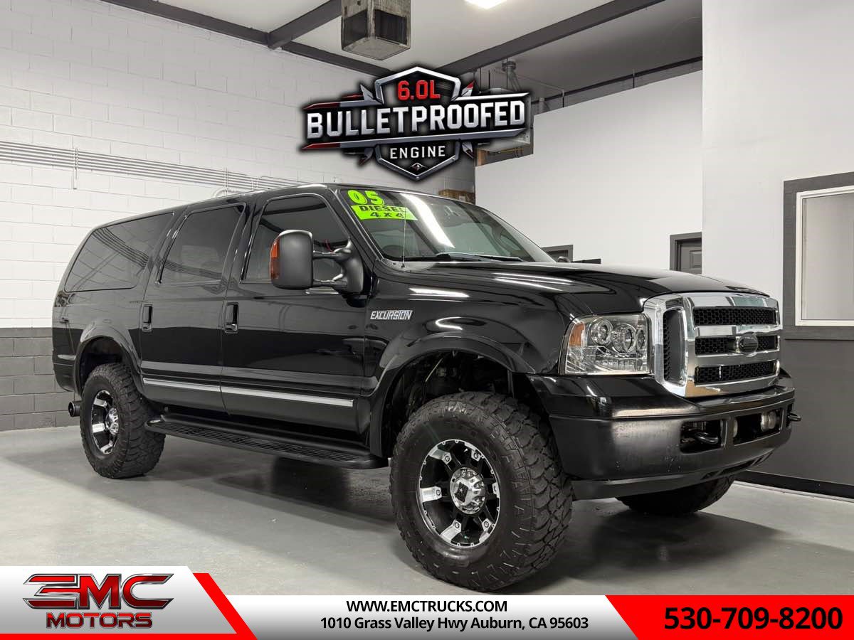 Used 2005 Ford Excursion Limited AWD/4WD image 1