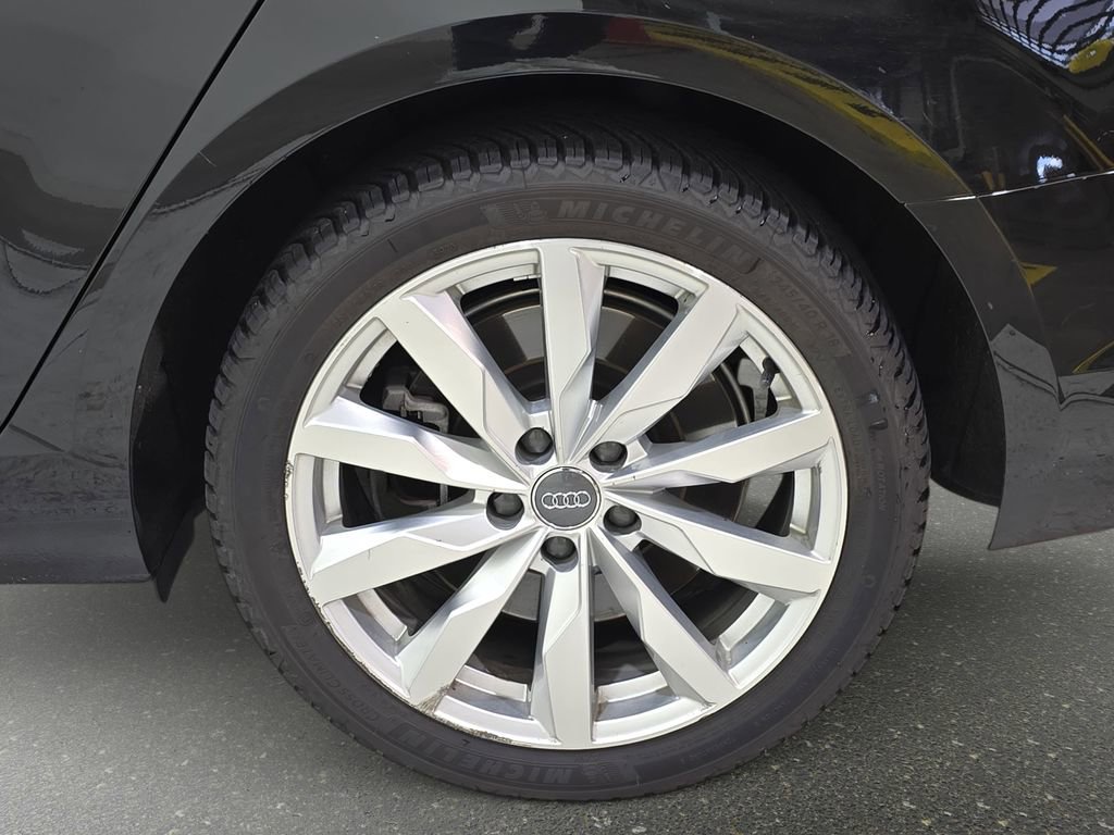 Used 2017 Audi A4 2.0T Premium w/ Convenience Package image 33