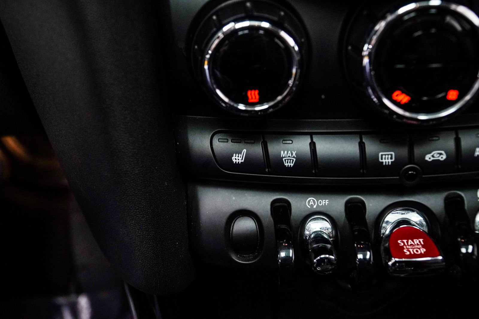 Used 2019 MINI Cooper S image 21