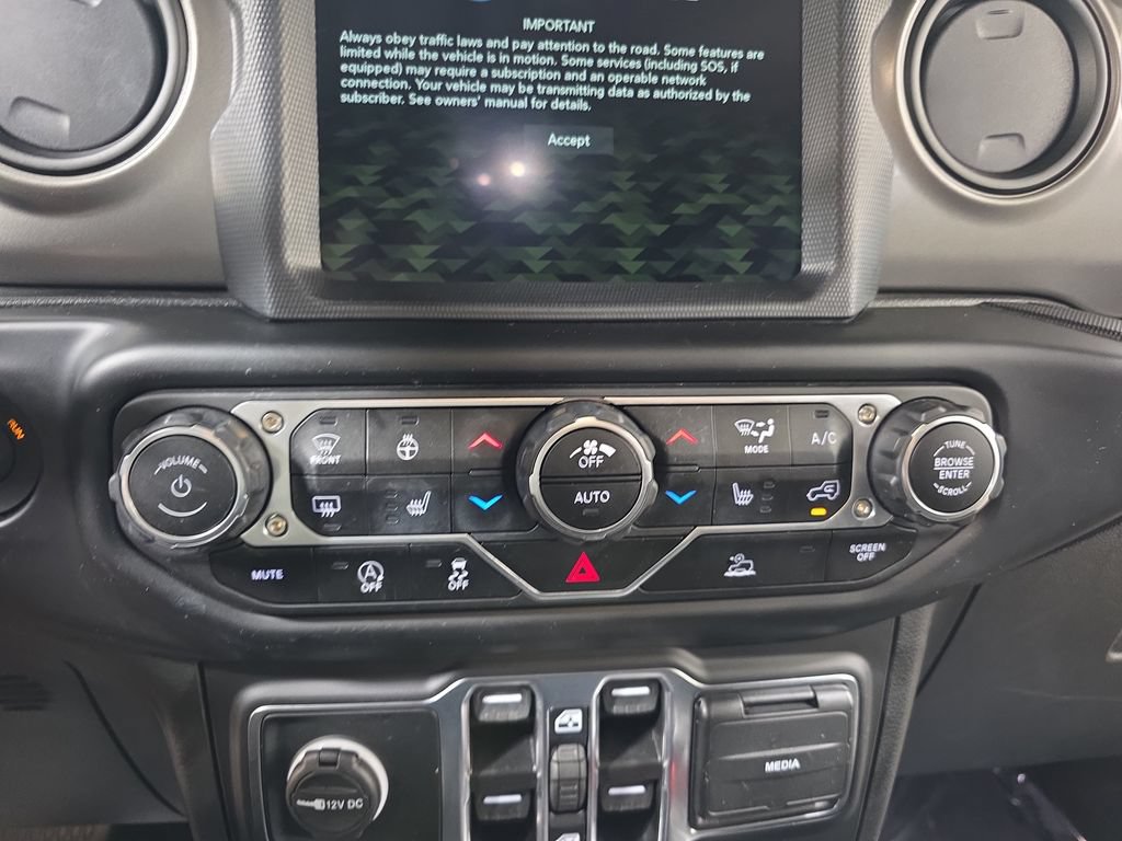 Used 2023 Jeep Wrangler Unlimited Sport AWD/4WD image 20