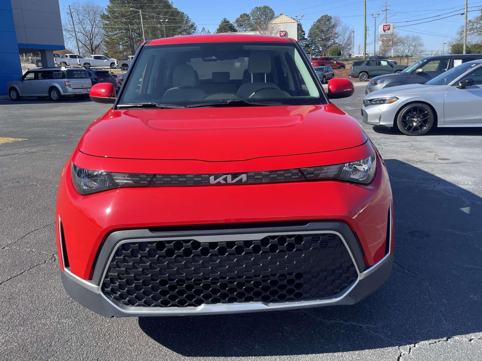 Used 2023 Kia Soul LX w/ LX Technology Package image 8