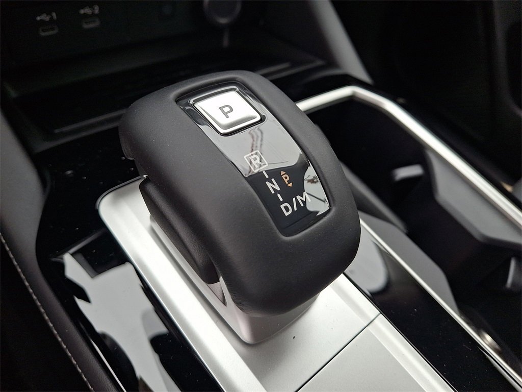 New 2026 Mitsubishi Outlander Trail Edition image 9