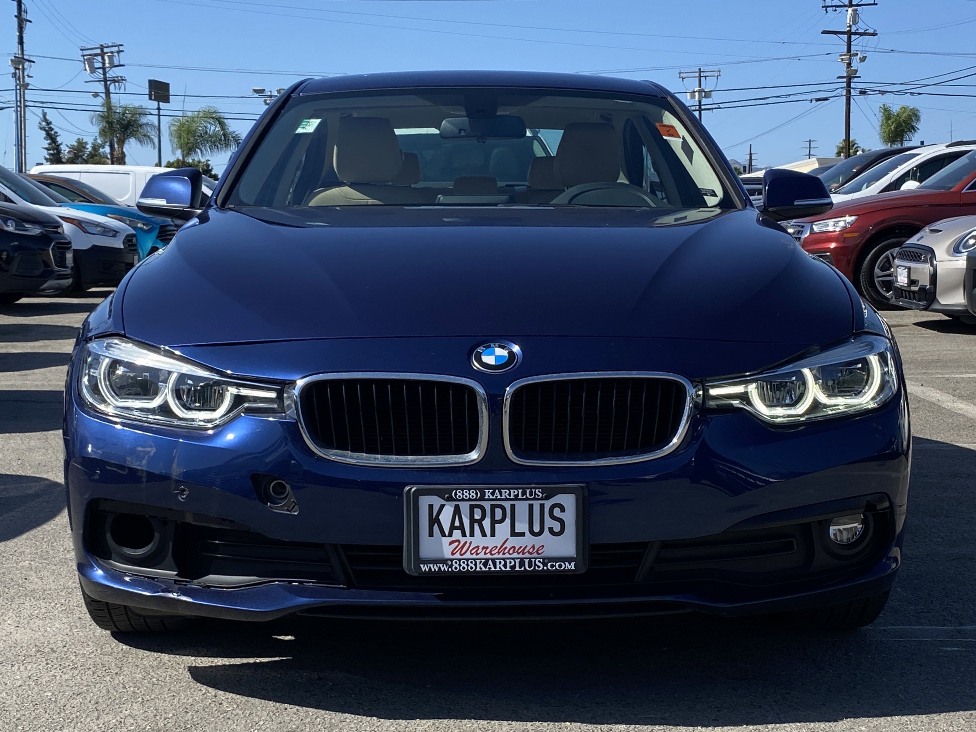 Used 2018 BMW 320i xDrive Sedan image 3