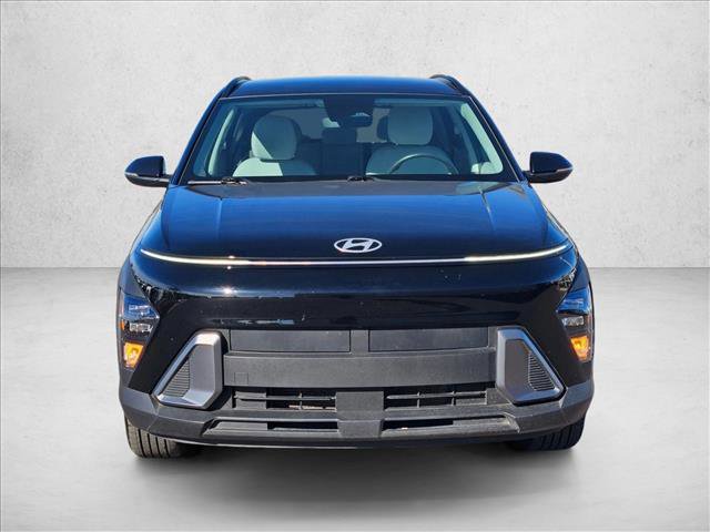 Used 2025 Hyundai Kona SEL video 2