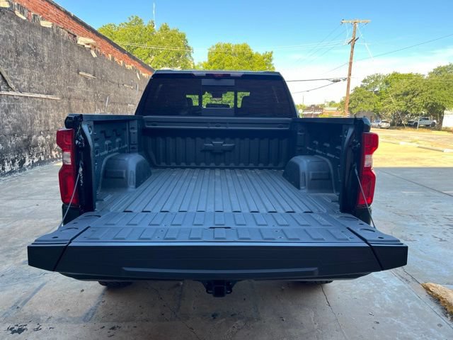 New 2026 Chevrolet Silverado 1500 ZR2 w/ LPO, Dark Essentials Package AWD/4WD image 7