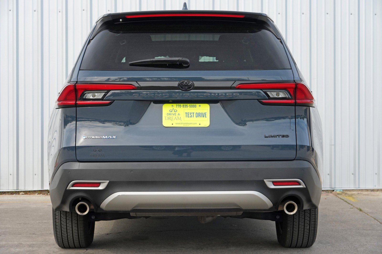 Used 2024 Toyota Grand Highlander AWD Hybrid image 11