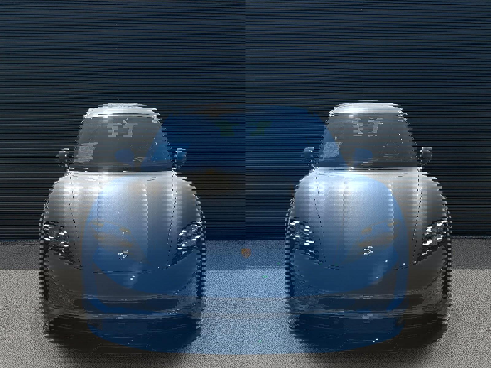 Used 2021 Porsche Taycan image 2