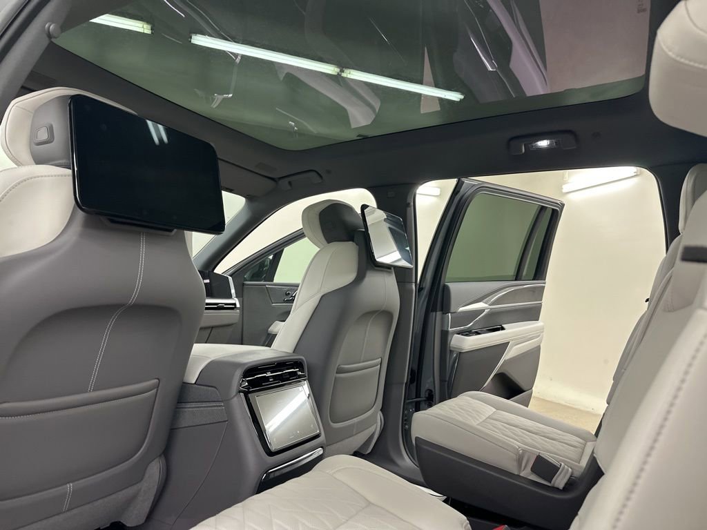 New 2026 Cadillac Escalade IQL Luxury image 25