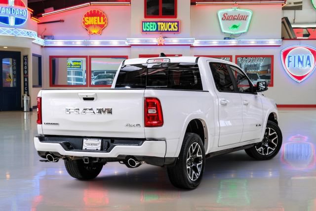 Used 2025 RAM 1500 Laramie w/ Laramie Southwest Edition AWD/4WD image 3