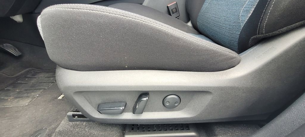 Certified 2023 Nissan Rogue SV FWD image 15