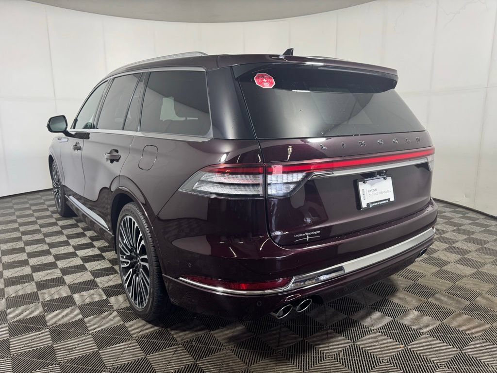 Certified 2023 Lincoln Aviator Black Label w/ Dynamic Handling Package AWD/4WD image 3