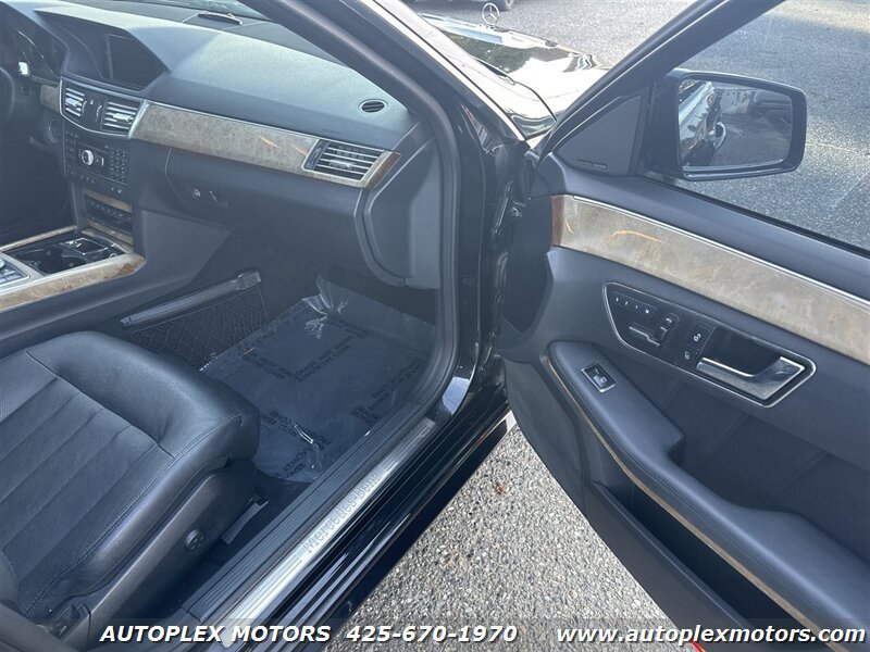 Used 2011 Mercedes-Benz E 550 Sedan image 9