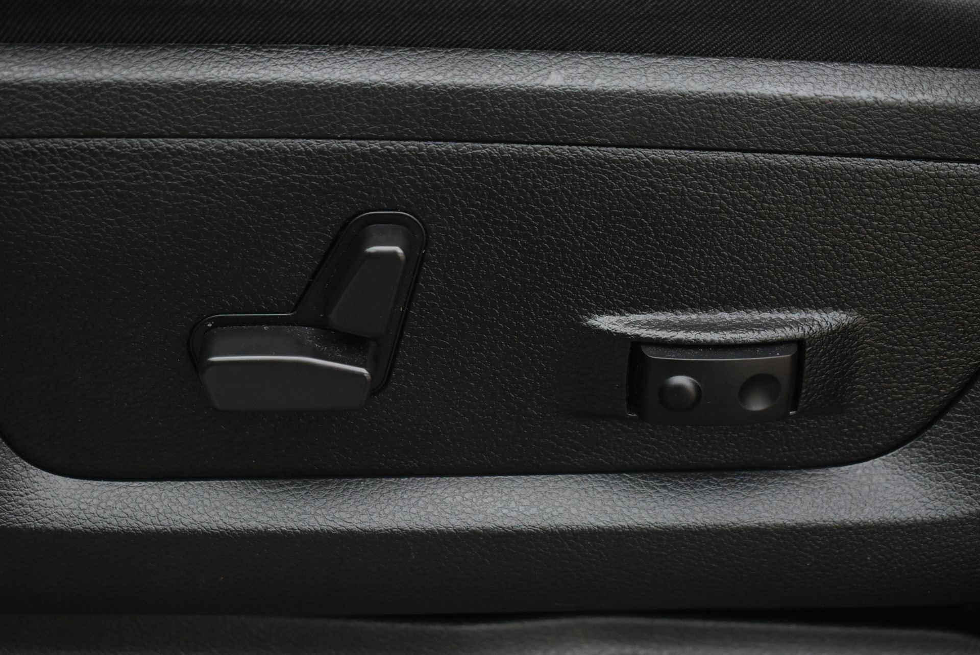 Used 2024 RAM 3500 Laramie w/ Night Edition image 14