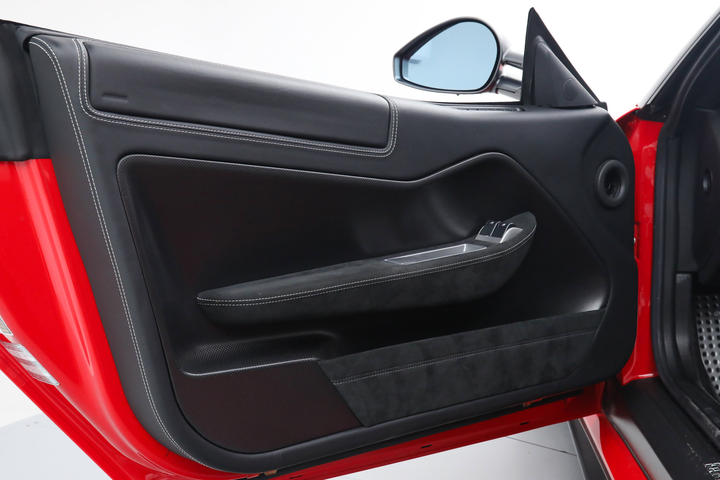 Used 2011 Ferrari 599 GTO RWD image 25