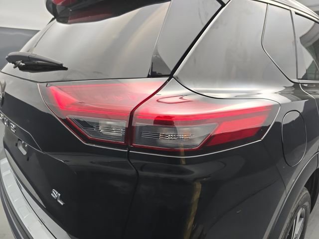 Used 2023 Nissan Rogue SL image 19