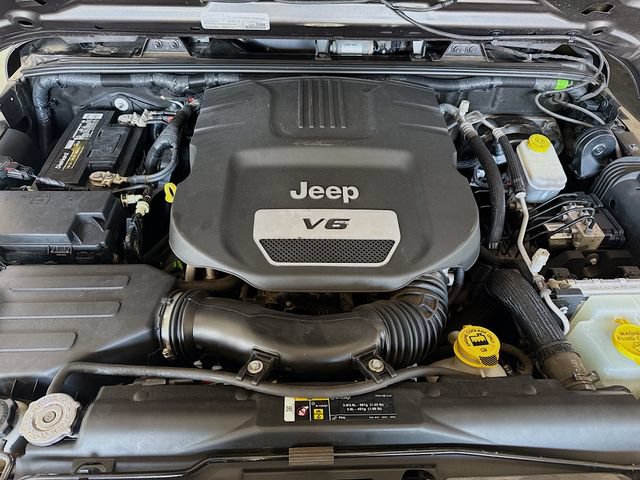Used 2018 Jeep Wrangler Unlimited Sport AWD/4WD image 24