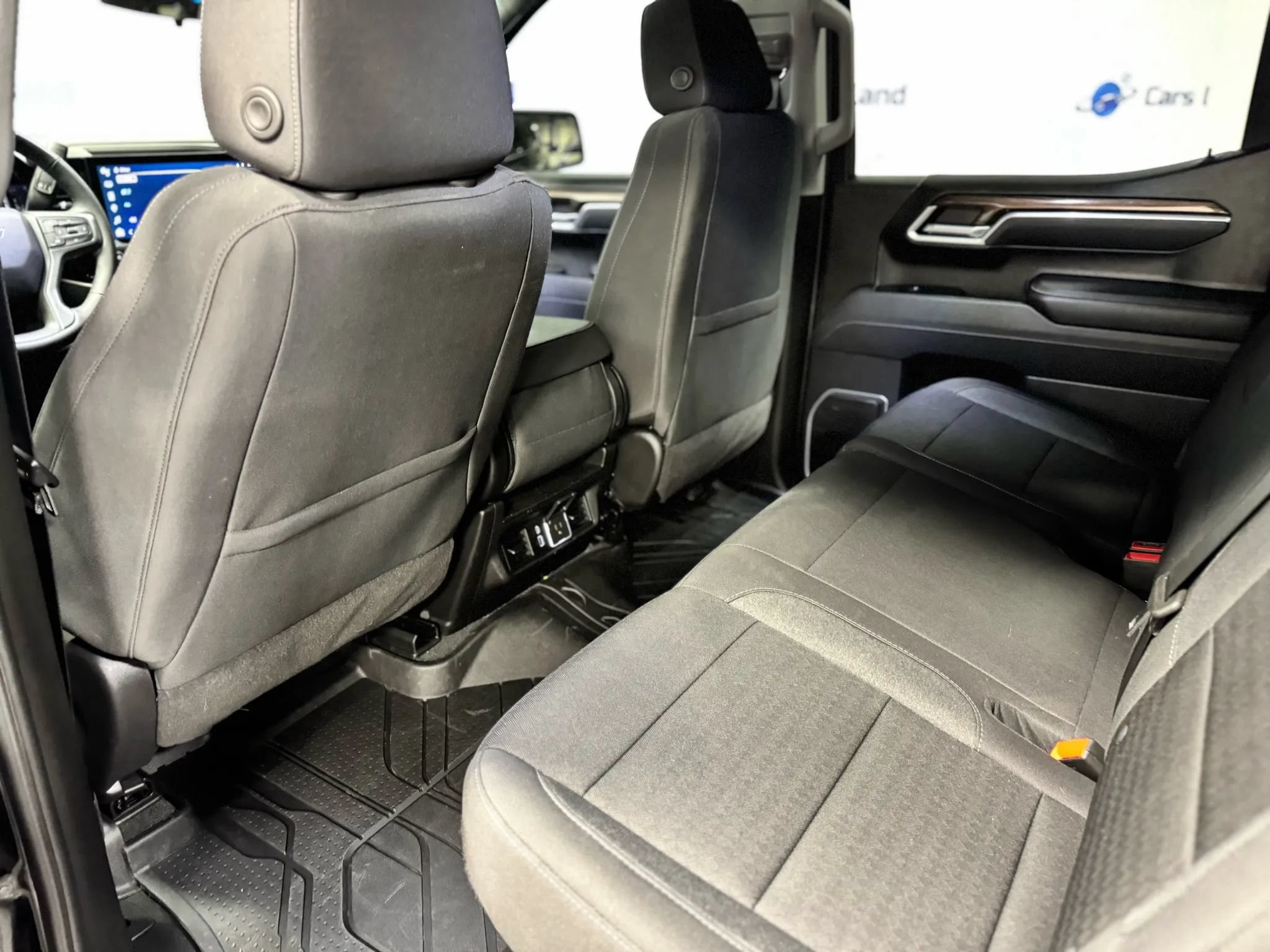 Used 2025 Chevrolet Silverado 1500 RST w/ Protection Package AWD/4WD image 8