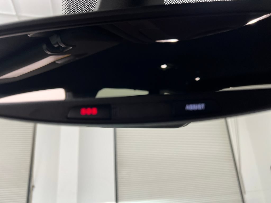 Used 2025 Chrysler Pacifica Select FWD image 78