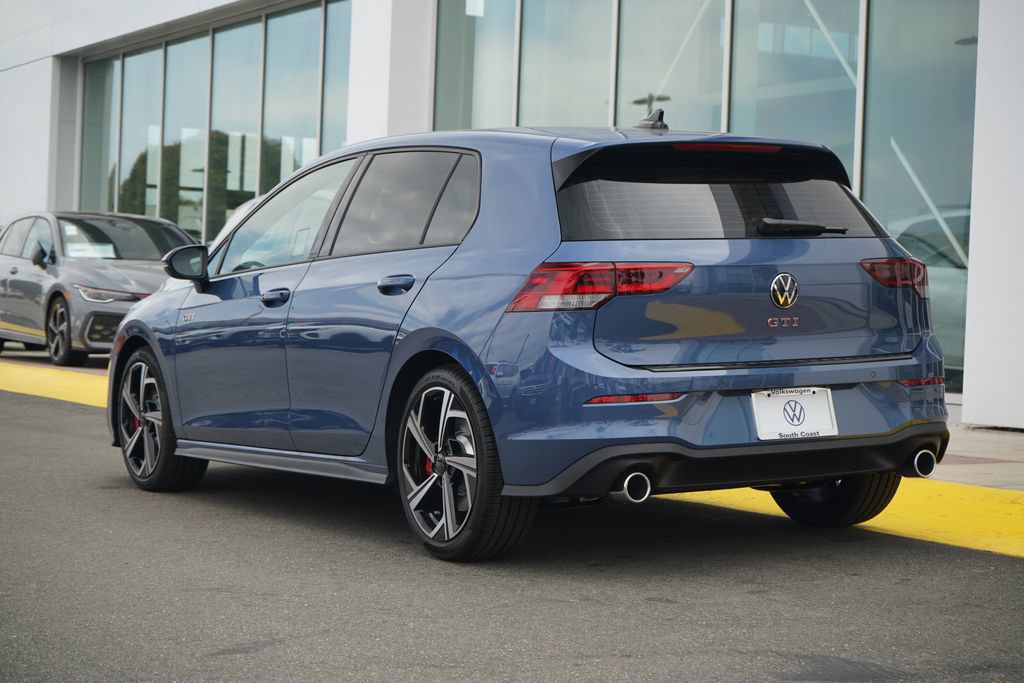 New 2026 Volkswagen GTI SE FWD image 3