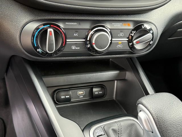 Used 2025 Kia Soul LX image 21